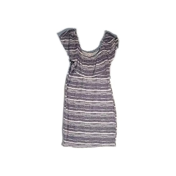 Sadie & Sage cream with gray leaf‎ print off shoulder long romper size large - Picture 1 of 4